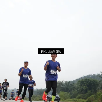 Runner Photo 7416955