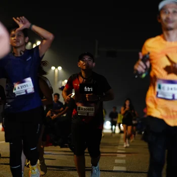Runner Photo 7416983