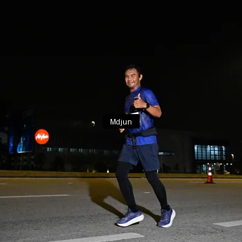 Runner Photo 7416990
