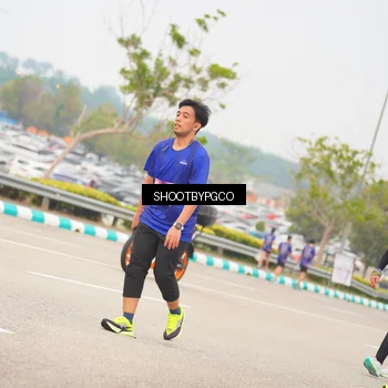 Runner Photo 7417006
