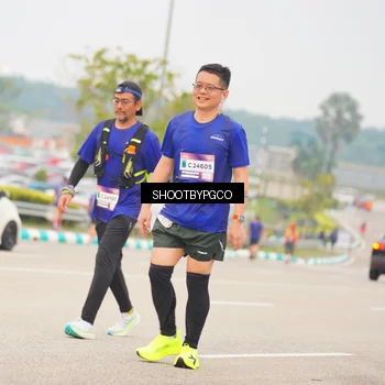 Runner Photo 7417009
