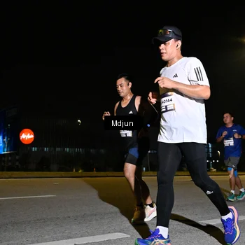Runner Photo 7417021