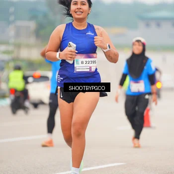 Runner Photo 7417022