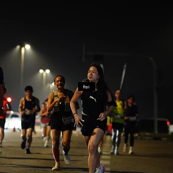 Runner Photo 7417029
