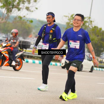 Runner Photo 7417035