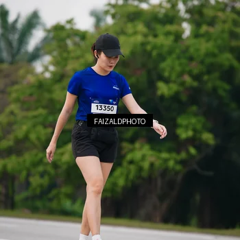 Runner Photo 7417041