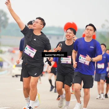 Runner Photo 7417044