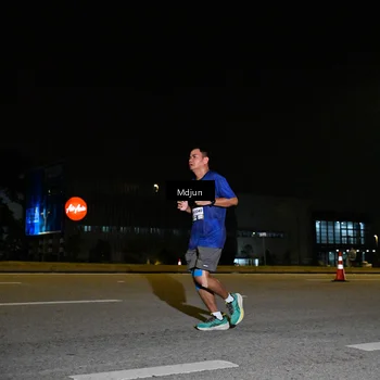 Runner Photo 7417049