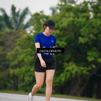 Runner Photo 7417057