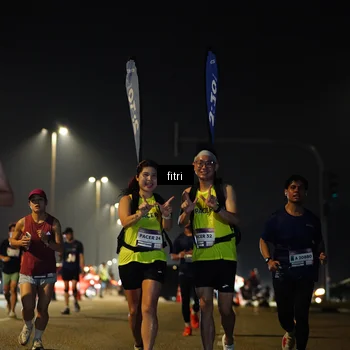 Runner Photo 7417060