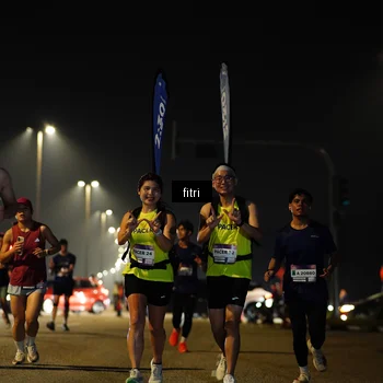 Runner Photo 7417072
