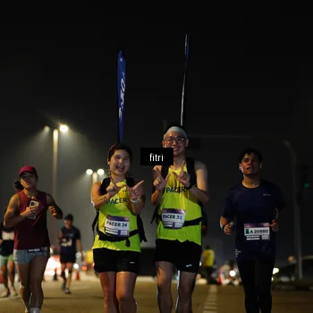 Runner Photo 7417075