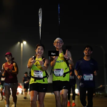 Runner Photo 7417087