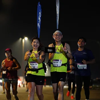 Runner Photo 7417089