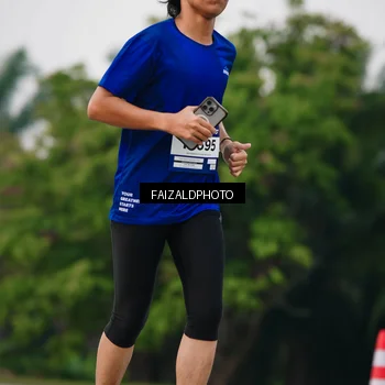 Runner Photo 7417093
