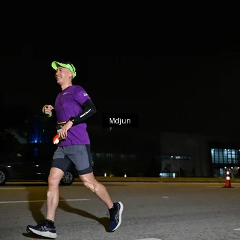 Runner Photo 7417110