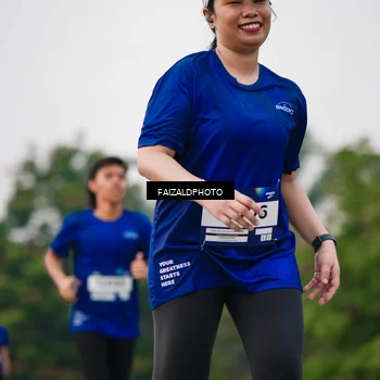 Runner Photo 7417124
