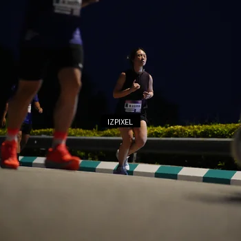 Runner Photo 7417130