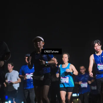 Runner Photo 7417142