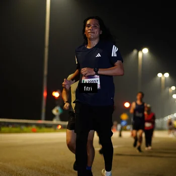 Runner Photo 7417161