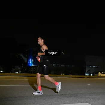 Runner Photo 7417164
