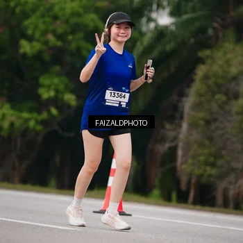 Runner Photo 7417172
