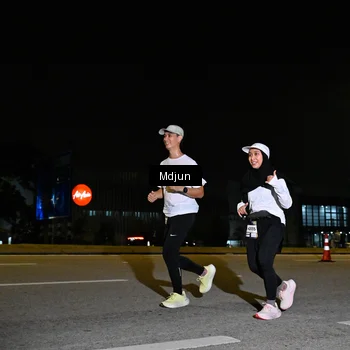 Runner Photo 7417173