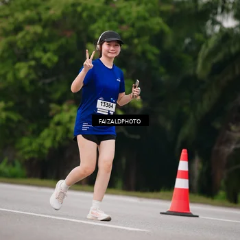 Runner Photo 7417182