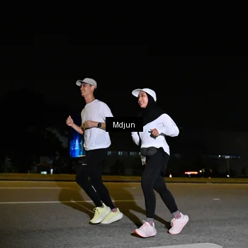 Runner Photo 7417201