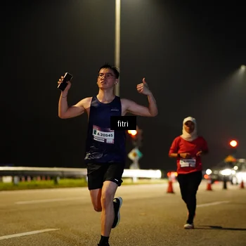 Runner Photo 7417213