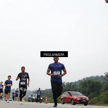Runner Photo 7417233