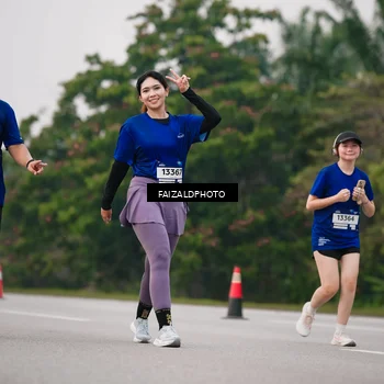Runner Photo 7417242