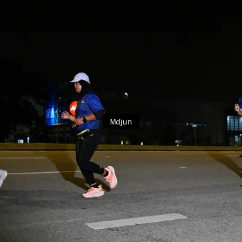 Runner Photo 7417247