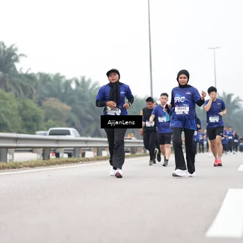 Runner Photo 7417266