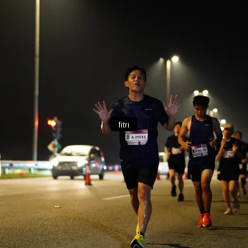 Runner Photo 7417268