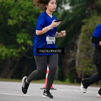 Runner Photo 7417280