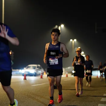 Runner Photo 7417285