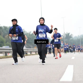 Runner Photo 7417297