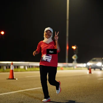 Runner Photo 7417298
