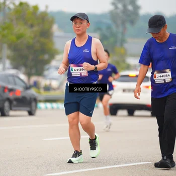 Runner Photo 7417303