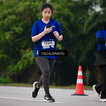 Runner Photo 7417310