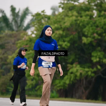 Runner Photo 7417312