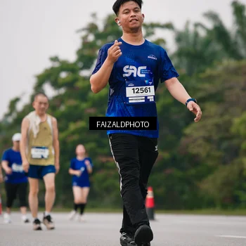 Runner Photo 7417314