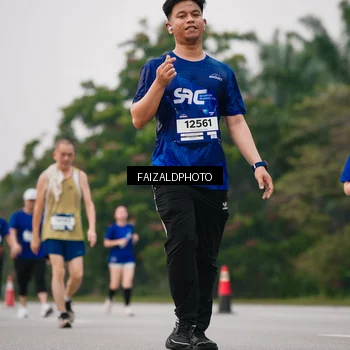 Runner Photo 7417323