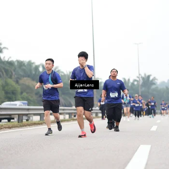 Runner Photo 7417329