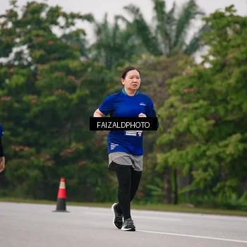 Runner Photo 7417336