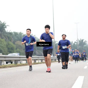 Runner Photo 7417340