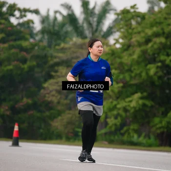 Runner Photo 7417341