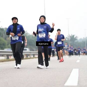 Runner Photo 7417342