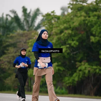 Runner Photo 7417344